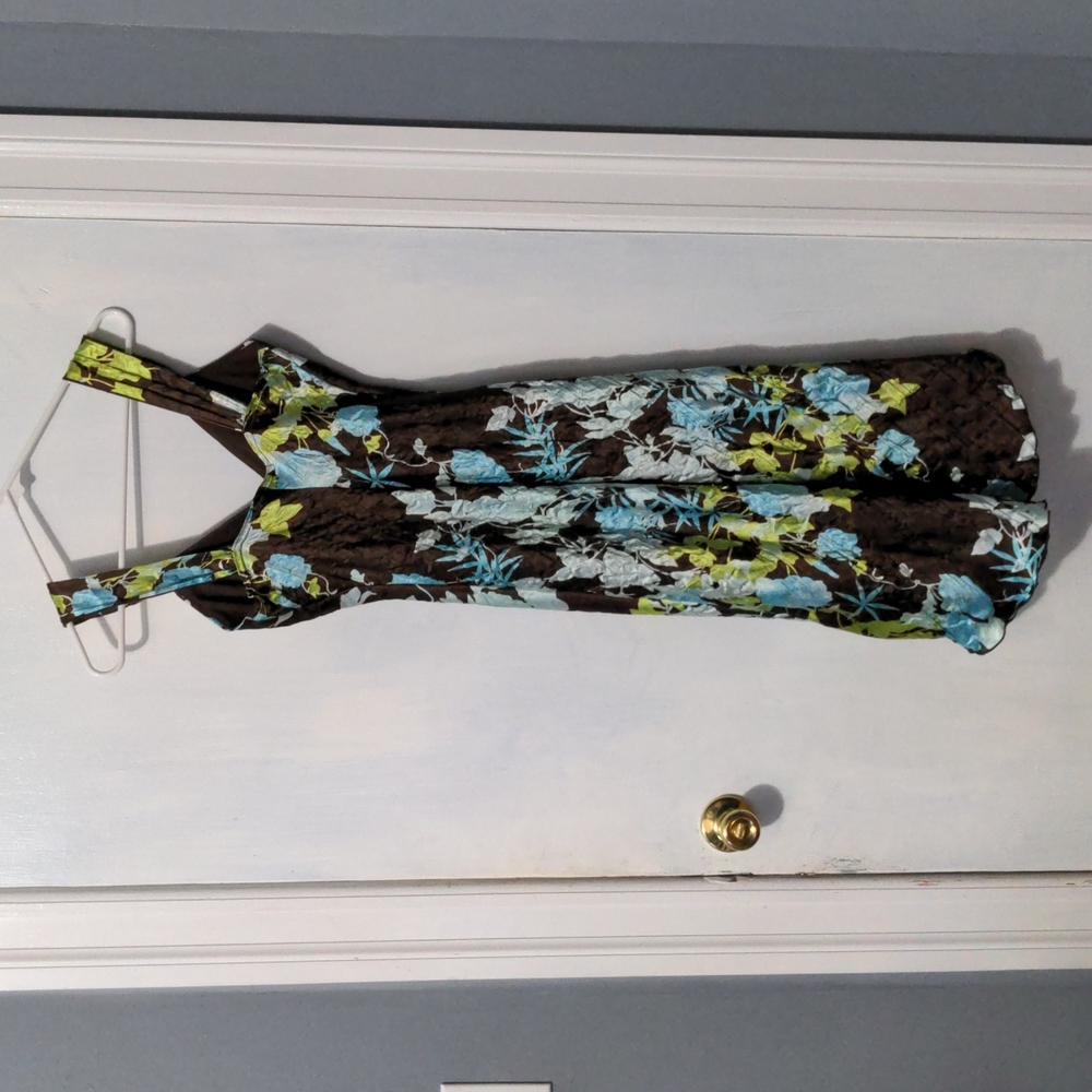 Satiny Dress - Picture 3 of 3